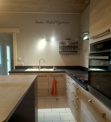 🏡 Maison en pierre 140 m² + jardin – 289 000 €