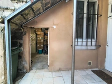 Bordeaux – T3 70 m² + cour + 17 m² de dépendances