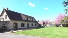 Near YPORT, 3.5 km from the sea. House of 180 m2 on land of 2500 m2.