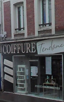 Local/bureau à vendre dans rue commerçante non piétonne BOLBEC (76)