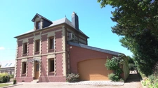 Maison de maître et parcelle de bois sur 1 hectare 29 à vendre proche de BOLBEC à 30 minutes du HAVRE (76)
