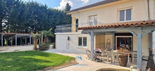 Villa à Prigonrieux en Dordogne(24), 252 m² habitable, 8 pièces, 6 chambres, piscine et terrain 3200m² clos