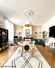 5-room apartment in the historic center of Bordeaux (33)