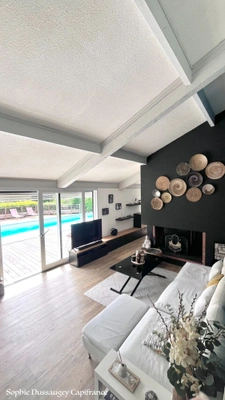 Yvrac, Maison d'architecte, 5 pièces, piscine, au calme, vue sur le parc (33)
