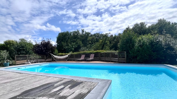 Yvrac, Maison d'architecte, 5 pièces, piscine, au calme, vue sur le parc (33)
