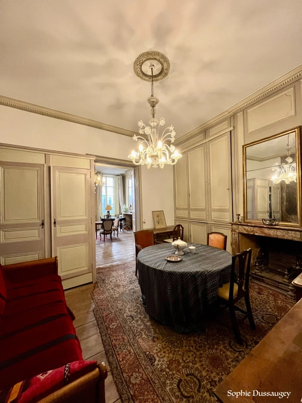 Hotel particulier dans le centre historique de Bordeaux
