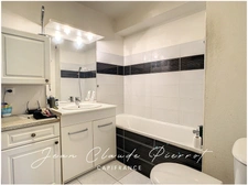 Appartement à vendre 2 pièces GARONS (30)