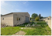 Maison à vendre 6 pièces avec Hangar indépendant et piscine CLARENSAC (30)