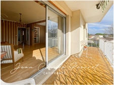 ARLES Trinquetaille, FOR SALE, 105m² apartment with a terrace, on the top floor 