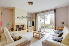 CHAMPIGNY SUR MARNE (94), Rare sur le secteur, Magnifique maison 6 pièces 204 m2 au sol 