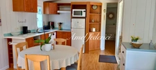?️ Mobil-home – 43 m² sur parcelle arborée dans PRL 3★ avec piscine – Plage à 5 min à pied !