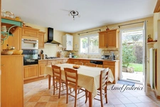 CHAMPIGNY SUR MARNE (94), Rare sur le secteur, Magnifique maison 6 pièces 204 m2 au sol 