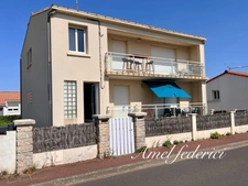 L’Océan pour horizon, une adresse d’exception pour ce bel appartement 85 m2 + Studio 22 m2 !!