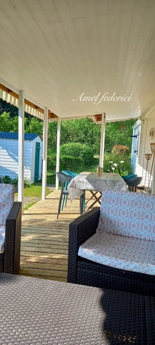 ?️ Mobil-home – 43 m² sur parcelle arborée dans PRL 3★ avec piscine – Plage à 5 min à pied !