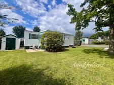 Mobile-Home - 36 m2 + 20 m2 de terrasse - sur parcelle 236 m2 - piscine privée - 5 min plage- SAINT GILLES CROIX DE VIE (85)