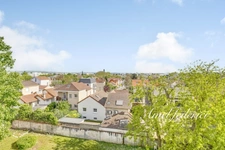 ✨ SAINT-MAUR-DES-FOSSÉS – APPARTEMENT COUP DE CŒUR AU DERNIER ÉTAGE AVEC VUE DÉGAGÉE ✨