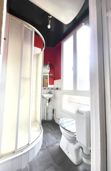EXCLUSIVITÉ – 2 PIÈCES – DERNIER ÉTAGE – BOULEVARD VOLTAIRE (PARIS 11ᵉ)