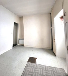 EXCLUSIVITÉ – 2 PIÈCES – DERNIER ÉTAGE – BOULEVARD VOLTAIRE (PARIS 11ᵉ)
