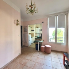 Vincennes Coup de cœur assuré : 32 m² au calme, plein de charme – Rue des Laitières : superbe 2‑pièces à vendre (94)