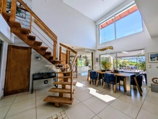 Villa d'exception avec vue lac, piscine et prestations haut de gamme