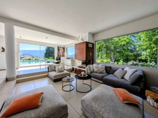 Villa d'exception avec vue lac, piscine et prestations haut de gamme