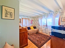 Maison familiale avec terrasse, jardin et vue montagnes