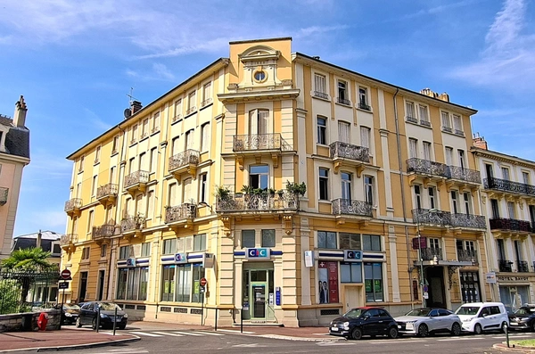 Appartement de caractère – Centre-ville d'Aix-les-Bains  
