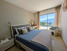Villa d'exception avec vue lac, piscine et prestations haut de gamme