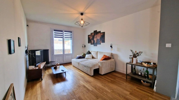 Exclusivité, appartement T3 en dernier étage 