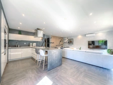 À vendre Villa 156m² T6, Terrain 755m², au cœur du village, Sisco, Haute-Corse (20)