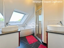 CHANGÉ - Maison d'architecte de 180m² : volumes généreux et luminosité exceptionnelle