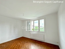 Maison à vendre 8 pièces SAVIGNE L'EVEQUE (72)