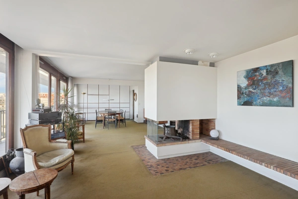 CENTRE FONTENAY AUX ROSES (HAUTS DE SEINE) APPARTEMENT ATYPIQUE