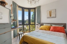 APPARTEMENT EN TRIPLEX 6 PIECES QUARTIER DU PARC A SAINT-MAUR-DES-FOSSES (94)