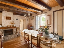 Le Roc-Saint-André – Maison en pierre 5 pièces 80 m2 avec beau potentiel