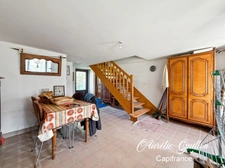 En exclusivité ! Longère en pierre – 135 m² habitables, combles, dépendance et terrain.