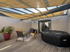 SINGLE-STOREY HOUSE 172 m² – 4 BEDROOMS – ENCLOSED GARDEN – LA CHAPELLE-CARO / VAL D'OUST