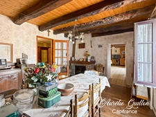 Le Roc-Saint-André – Maison en pierre 5 pièces 80 m2 avec beau potentiel
