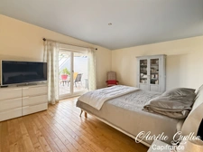 SINGLE-STOREY HOUSE 172 m² – 4 BEDROOMS – ENCLOSED GARDEN – LA CHAPELLE-CARO / VAL D'OUST