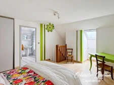 Appartement T2 en duplex de 60 m² avec balcon plein sud, garage et stationnement – Centre-ville de Ploërmel à pied