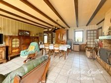 En exclusivité ! Longère en pierre – 135 m² habitables, combles, dépendance et terrain.