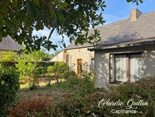 Le Roc-Saint-André – Maison en pierre 5 pièces 80 m2 avec beau potentiel