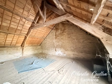 Le Roc-Saint-André – Maison en pierre 5 pièces 80 m2 avec beau potentiel