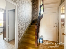 Maison en pierre à rénover avec grand terrain de 1 356 m² – Loyat