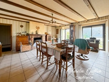 En exclusivité ! Longère en pierre – 135 m² habitables, combles, dépendance et terrain.
