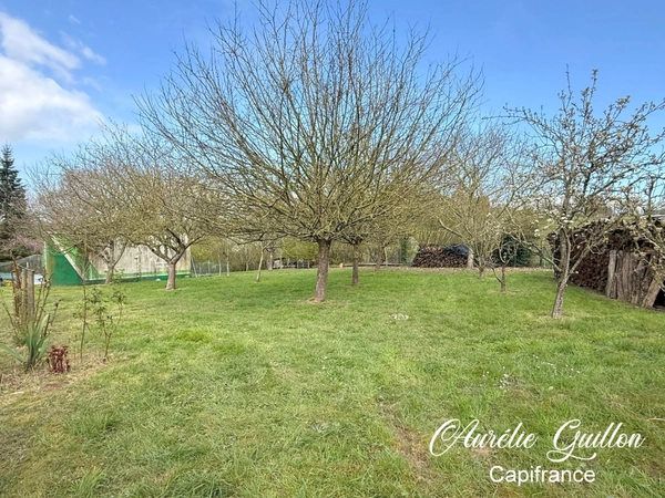 Terrain à bâtir 1 000 m² à quelques minutes de Josselin – Calme & accès indépendant