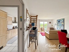 Appartement T2 en duplex de 60 m² avec balcon plein sud, garage et stationnement – Centre-ville de Ploërmel à pied