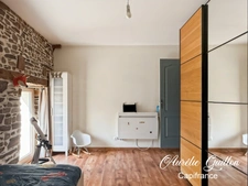 Maison en pierre rénovée de 117 m² – 3 chambres + bureau – Néant-sur-Yvel