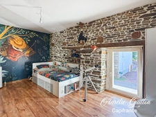 Maison en pierre rénovée de 117 m² – 3 chambres + bureau – Néant-sur-Yvel