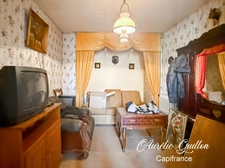 En exclusivité ! Longère en pierre – 135 m² habitables, combles, dépendance et terrain.